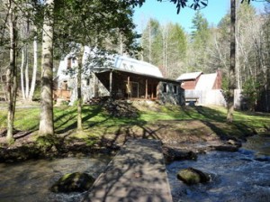 Creek Front Home for Sale in Murphy NC