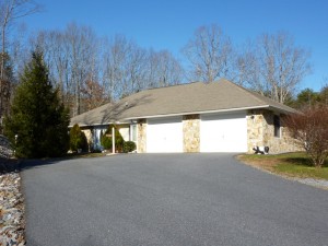 Home for Sale on Quail Cove in Warne NC - Hayesville Area